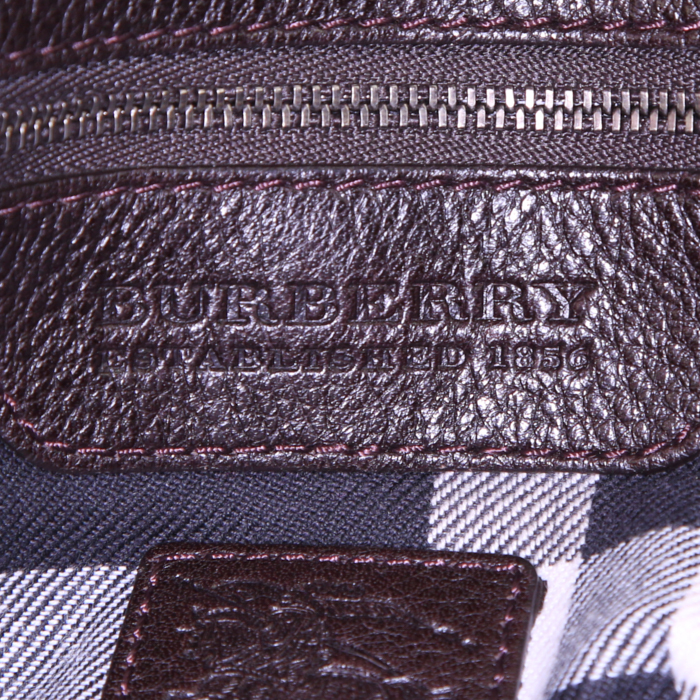 Sac bandoulière Burberry Messenger en cuir grainé marron - Detail D3