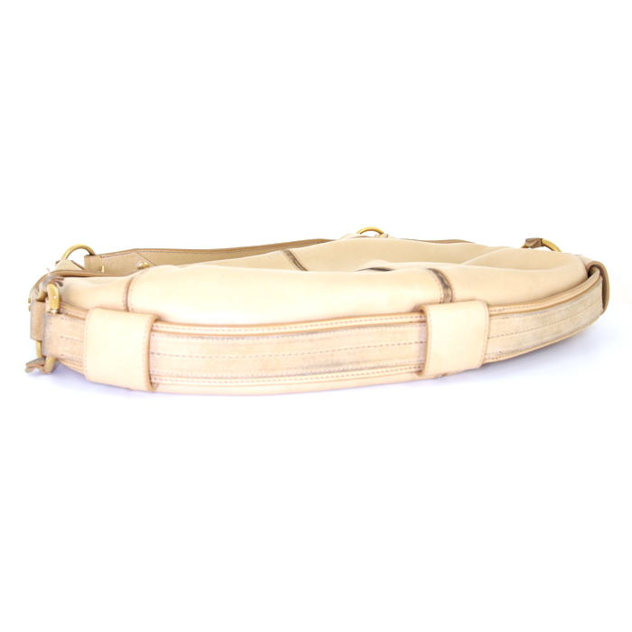 Bolso de mano Saint Laurent en cuero beige y ante beige - Detail D4