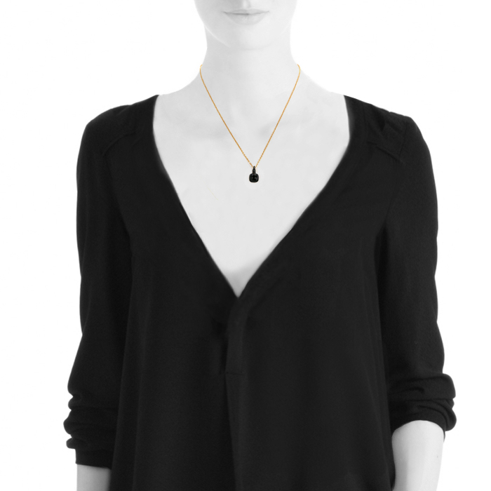 Pomellato Capri small model necklace in pink gold,  diamonds and onyx - Detail D1