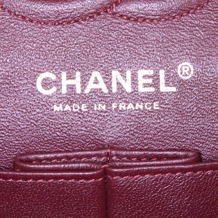 Sac à main Chanel Timeless en cuir matelassé noir - Detail D4