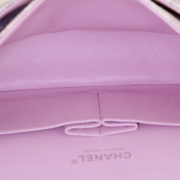 Chanel Timeless handbag in white and mauve quilted canvas - Detail D3