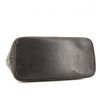 Bolso de mano Chanel Medaillon - Bag en cuero granulado acolchado negro - Detail D4 thumbnail