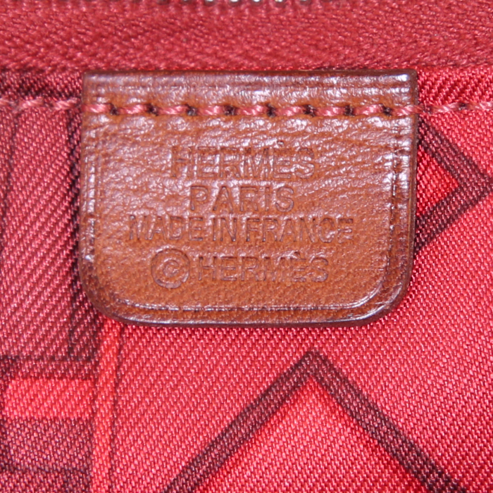 Hermes Silkin wallet in gold Barenia leather and red silk - Detail D3