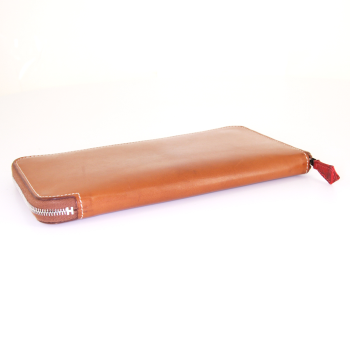 Hermes Silkin wallet in gold Barenia leather and red silk - Detail D4