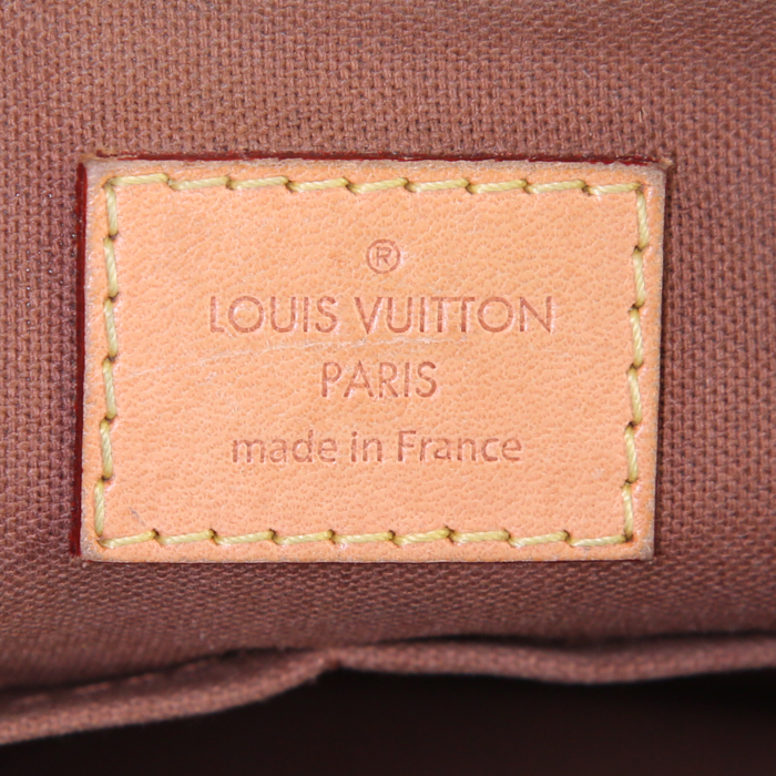 Bolso bandolera Louis Vuitton Odeon en lona Monogram marrón y cuero natural - Detail D3