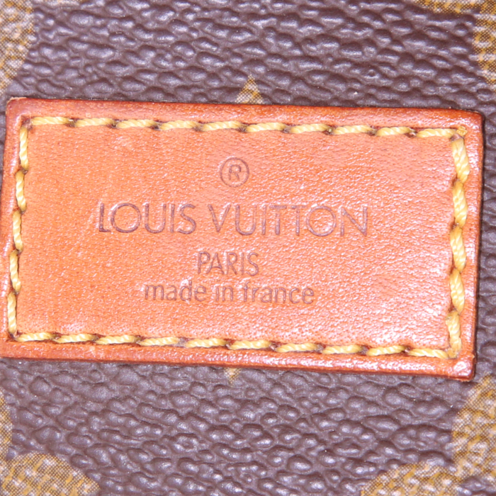 Bolso bandolera Louis Vuitton Saumur modelo mediano en lona Monogram revestida marrón y cuero natural - Detail D4