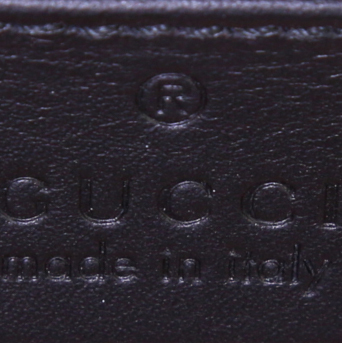 Gucci GG Marmont medium model shoulder bag in black quilted velvet and black leather - Detail D4