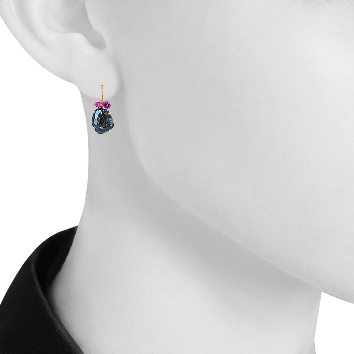 Pomellato Bahia earrings in pink gold, Blue London topaz and sapphires
