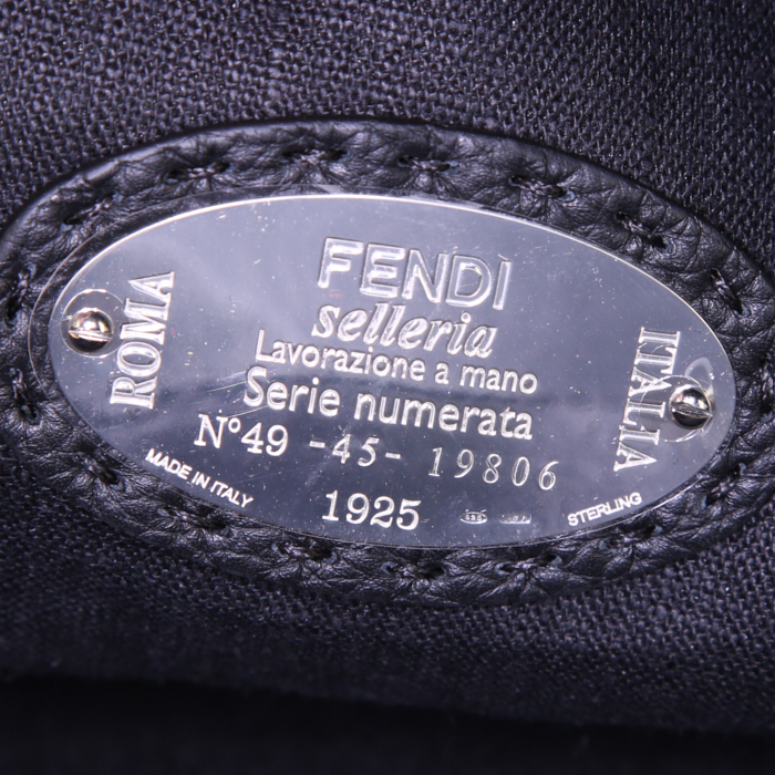Zaino Fendi Bag Bugs in pelle martellata nera - Detail D3