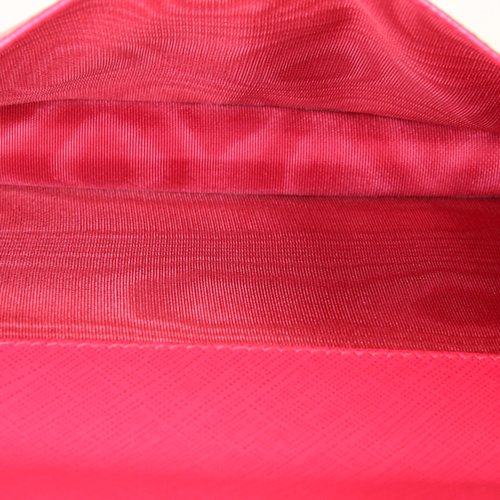 Sac bandoulière Salvatore Ferragamo en cuir rouge - Detail D2