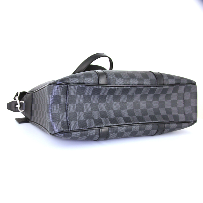 Sac à main Louis Vuitton en toile damier gris Graphite et cuir noir - Detail D5