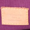 Sac à main Louis Vuitton Alma grand modèle en cuir verni monogram violet - Detail D3 thumbnail