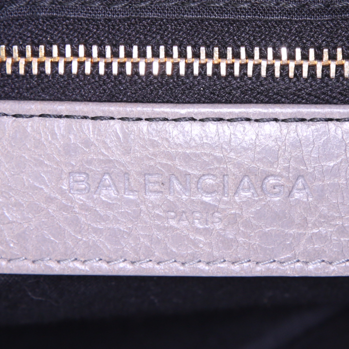 Balenciaga Velo handbag in grey leather - Detail D4