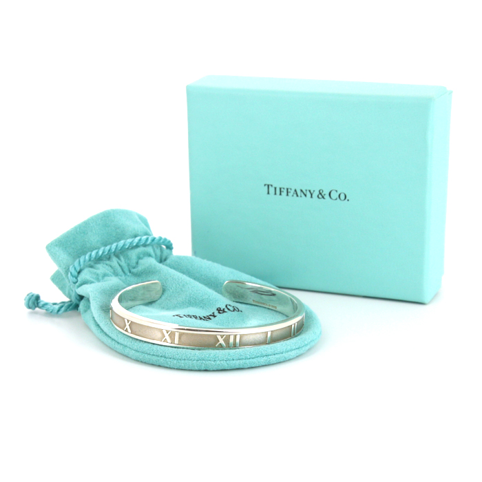 Bracciale a cerchio aperto Tiffany & Co Atlas in argento