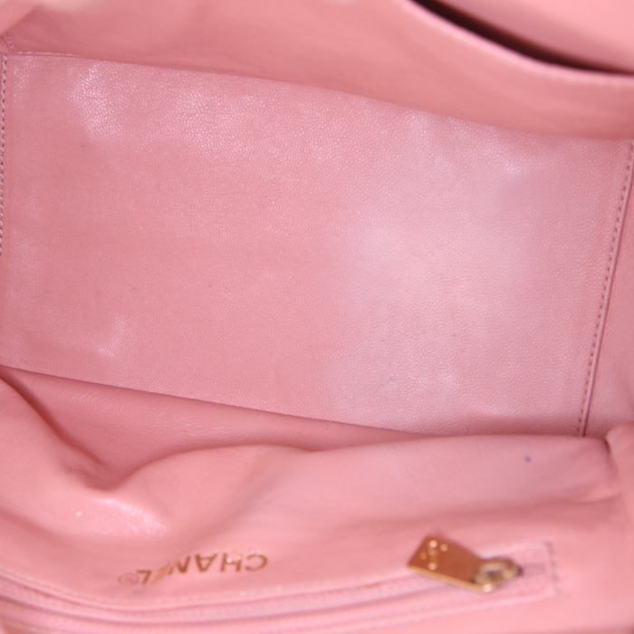Sac cabas Chanel petit Shopping PTT modèle en cuir grainé rose - Detail D2