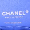 Chanel Timeless handbag in blue patent quilted leather - Detail D4 thumbnail