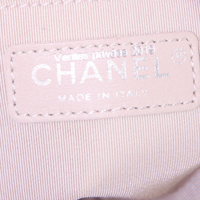 Chanel Timeless handbag in red quilted leather - Detail D3