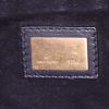 Bolso de mano Fendi Peekaboo modelo grande en cuero negro - Detail D4 thumbnail