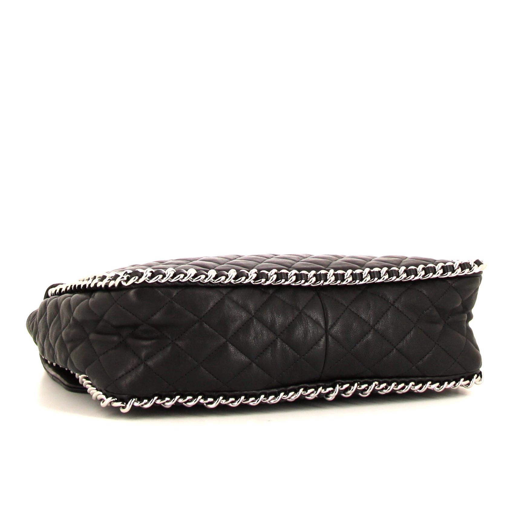 Borsa Chanel Timeless Maxi Jumbo in pelle trapuntata nera - Detail D4