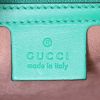 Bolso para llevar al hombro Gucci Sylvie en cuero verde - Detail D4 thumbnail