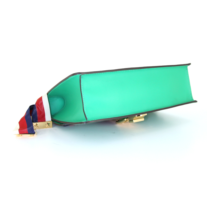 Gucci Sylvie shoulder bag in green leather - Detail D5