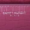 Borsa a tracolla Saint Laurent Sunset in pelle bordeaux simil coccodrillo - Detail D4 thumbnail