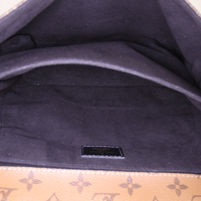 Borsa a tracolla Louis Vuitton Metis in tela monogram beige e marrone e pelle nera - Detail D3