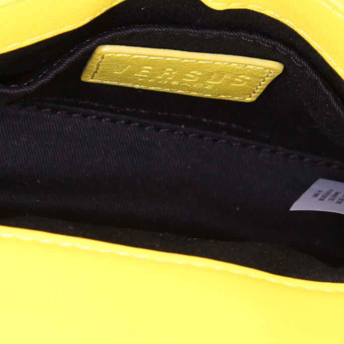 Versace shoulder bag in yellow leather - Detail D2