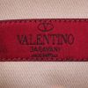 Bolso bandolera Valentino Rockstud Lock en cuero amarillo - Detail D4 thumbnail
