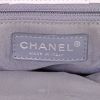 Chanel Executive shopping bag in white grained leather - Detail D4 thumbnail