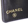 Billetera Chanel en cuero granulado negro - Detail D3 thumbnail