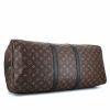 Bolsa de viaje Louis Vuitton Keepall 55 cm en lona Monogram Macassar marrón y cuero negro - Detail D5 thumbnail