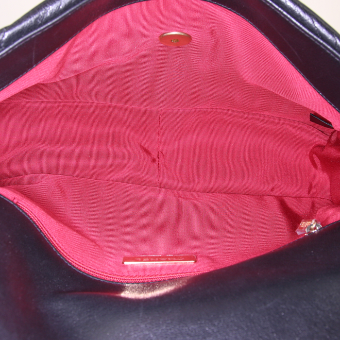 Borsa a tracolla Chanel 19 in pelle trapuntata nera - Detail D3