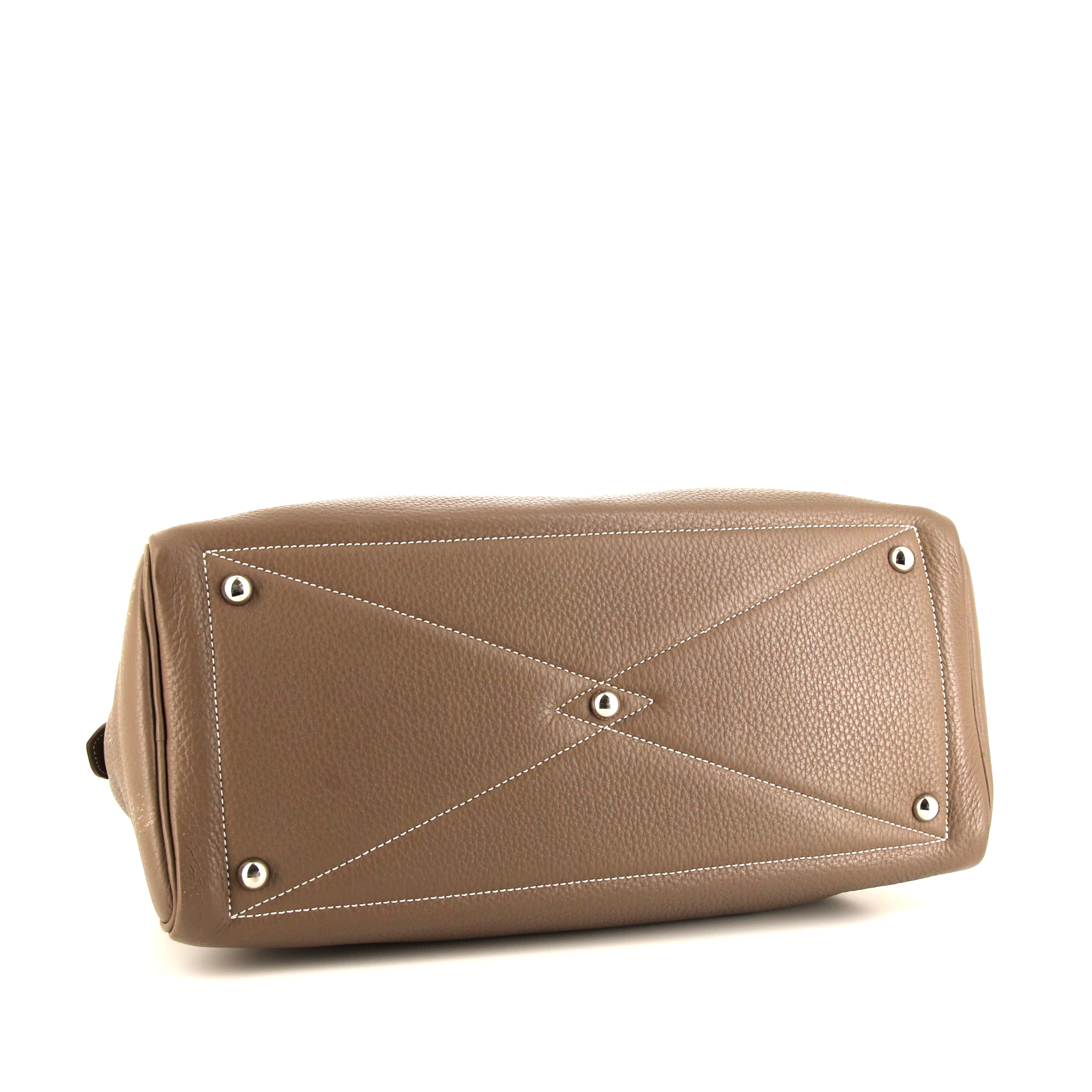 Hermes Victoria handbag in etoupe togo leather - Detail D4