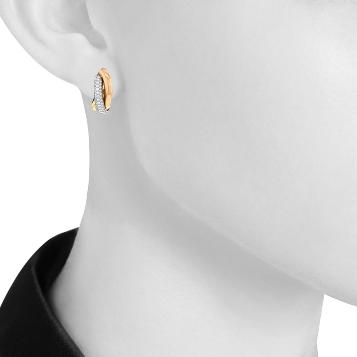 Paire de créoles Cartier Trinity moyen modèle en 3 ors et diamants - Detail D1