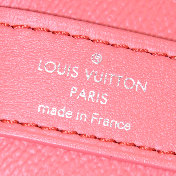 Bolsa de viaje Louis Vuitton Keepall 50 cm en cuero rosa - Detail D4