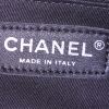 Sac bandoulière Chanel Shopping CC Delivery en cuir matelassé noir - Detail D4 thumbnail