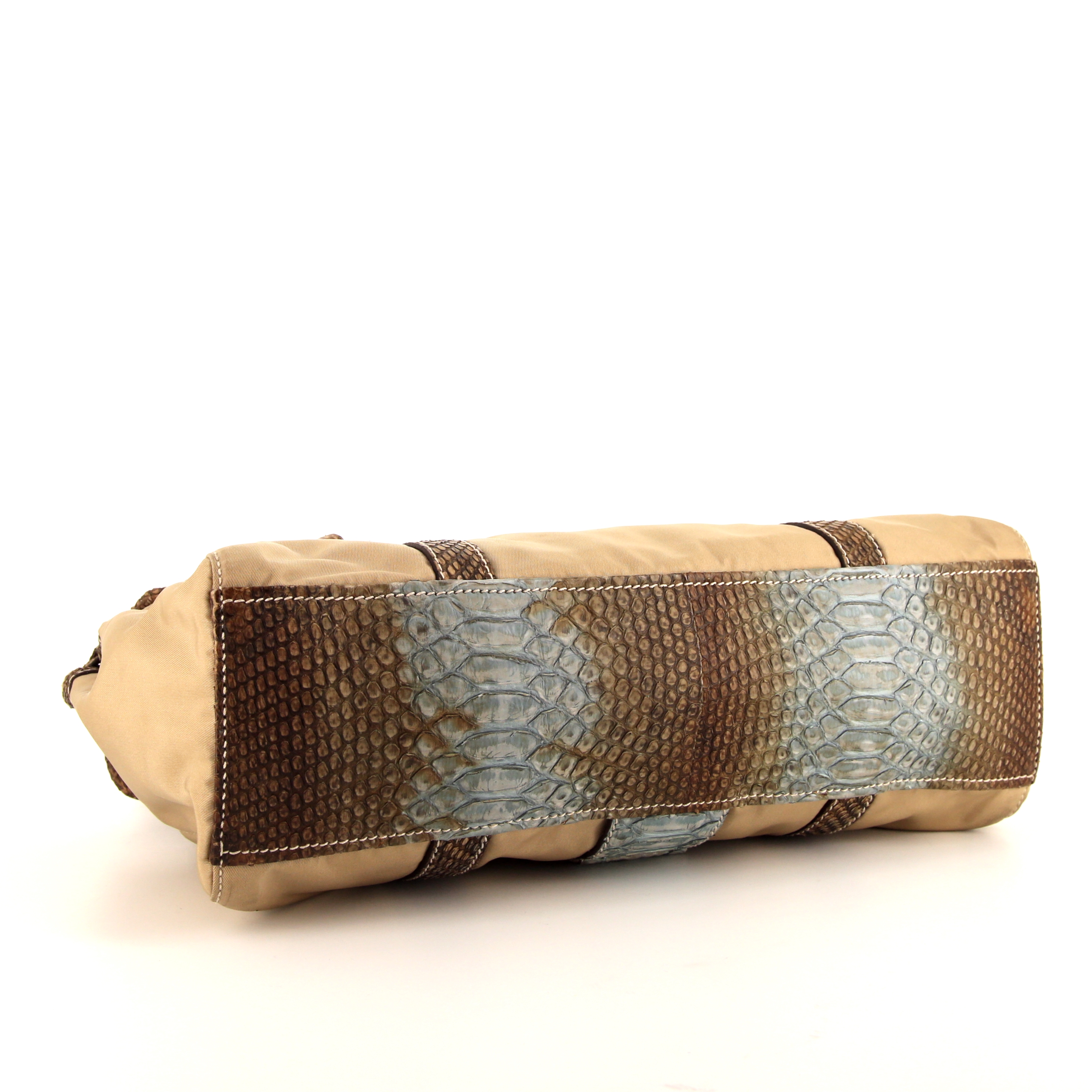 Prada handbag in beige canvas and beige water snake - Detail D4
