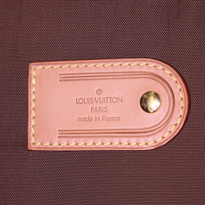 Maleta flexible Louis Vuitton Pegase 65 cm en lona Monogram y cuero natural - Detail D3