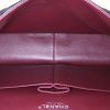 Bolso de mano Chanel Timeless Maxi Jumbo en cuero granulado acolchado negro - Detail D3 thumbnail