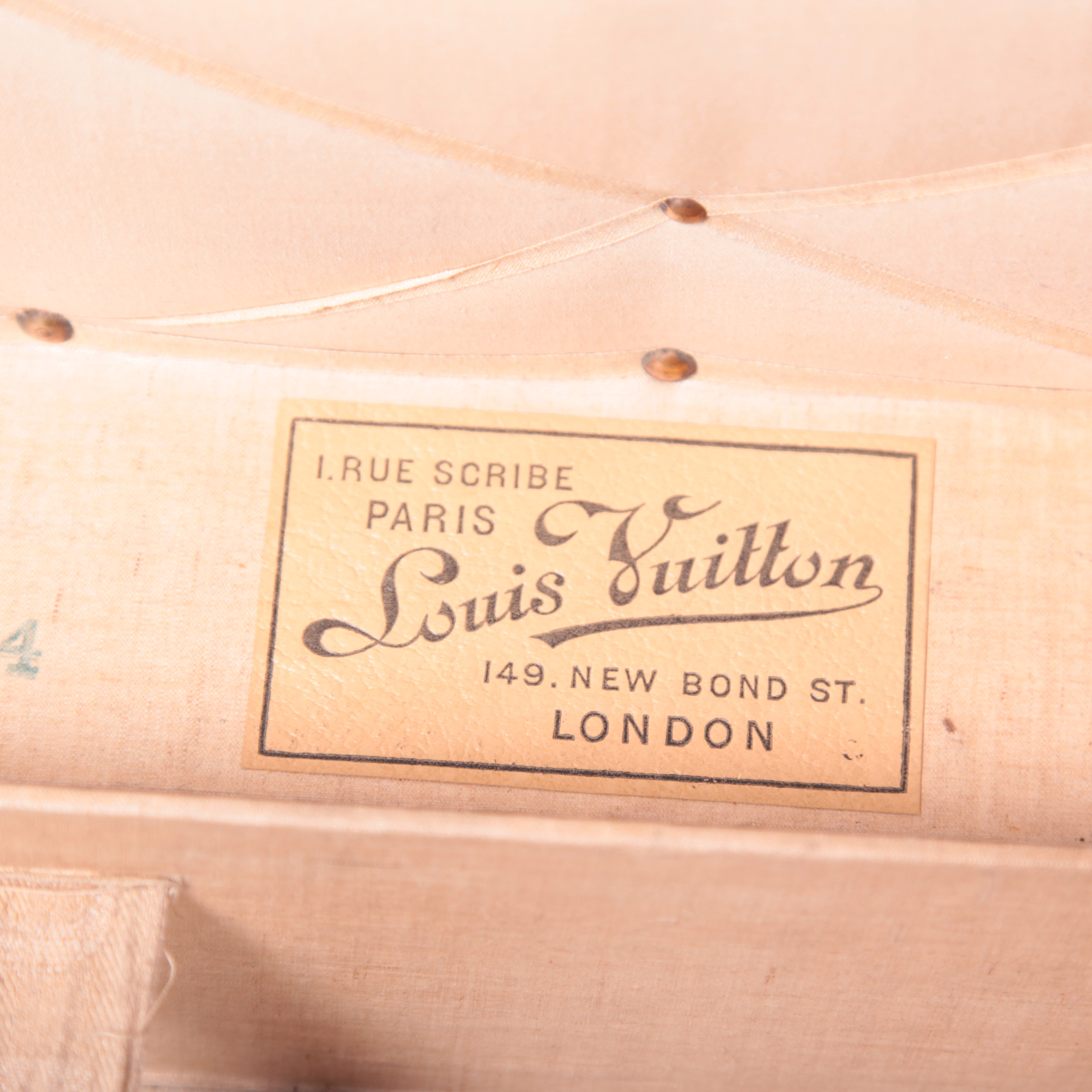 Baul Louis Vuitton Cabine en lona Monogram - Detail D4