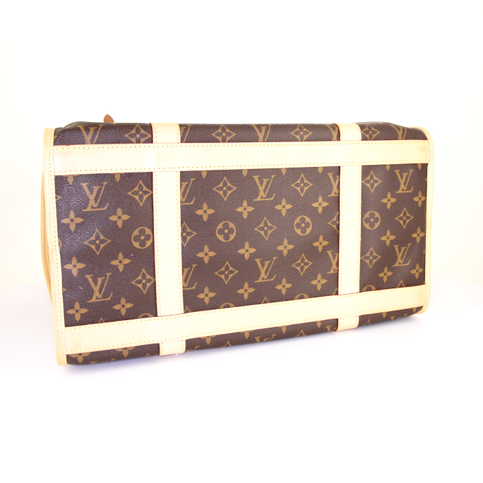 Louis Vuitton Sac chien 40 travel bag in monogram canvas and natural leather - Detail D4