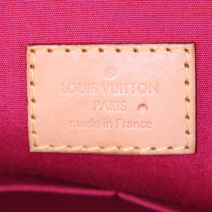 Bolso de mano Louis Vuitton Alma modelo mediano en charol Monogram rosa - Detail D3