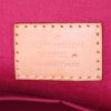 Bolso de mano Louis Vuitton Alma modelo mediano en charol Monogram rosa - Detail D3 thumbnail