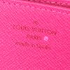 Billetera Louis Vuitton Zippy en lona Monogram revestida negra - Detail D3 thumbnail