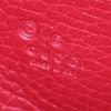 Gucci Interlocking G shoulder bag in red grained leather - Detail D3 thumbnail