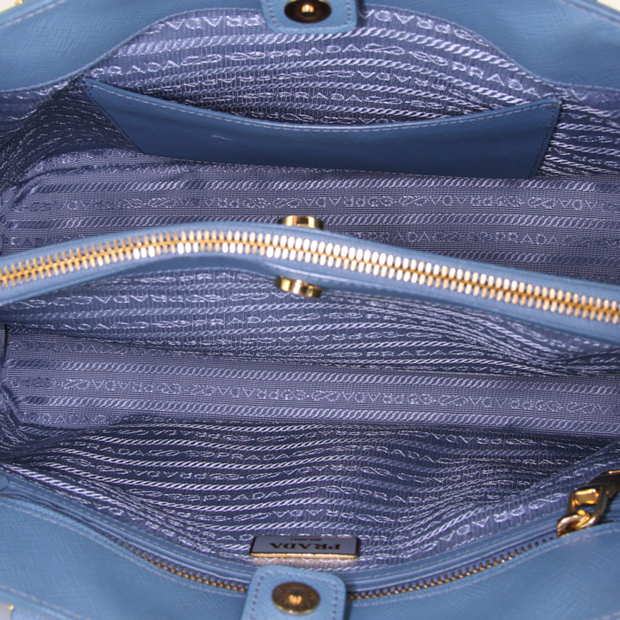 Sac à main Prada Galleria en cuir bleu - Detail D3