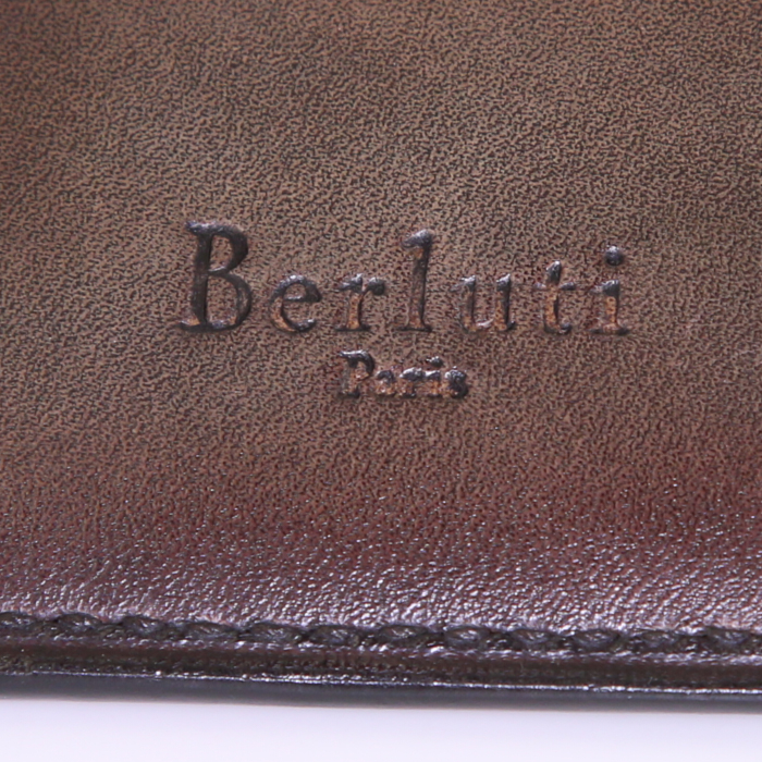 Portefeuille Berluti en cuir lisse marron - Detail D3