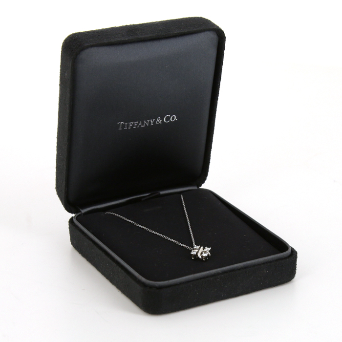 Tiffany 
Co Lynn necklace in platinium and diamonds - Detail D2