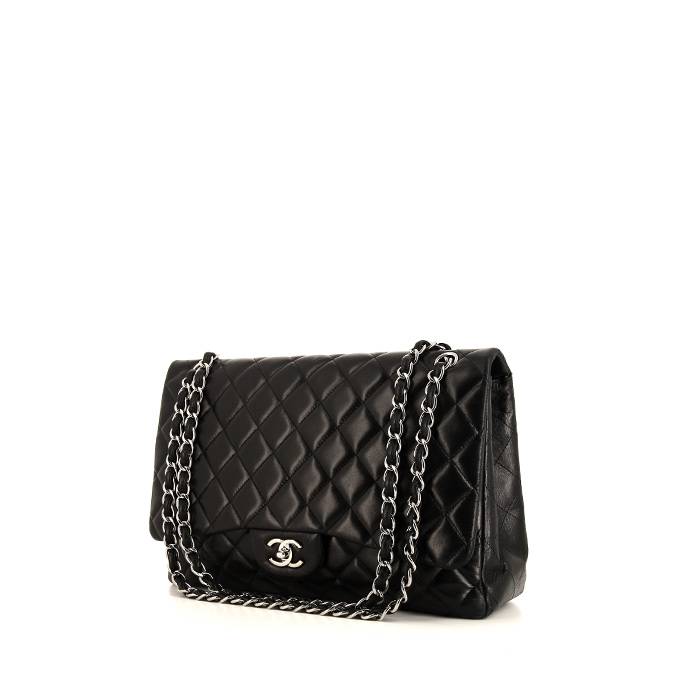 Chanel Timeless Maxi Jumbo handbag in black quilted leather - 00pp